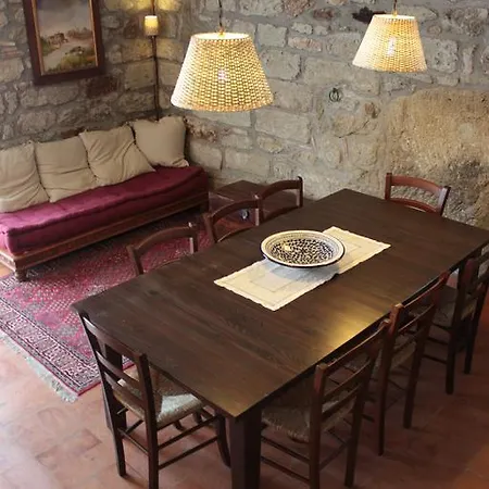 Oda ve Kahvaltı Podere Pontepietra